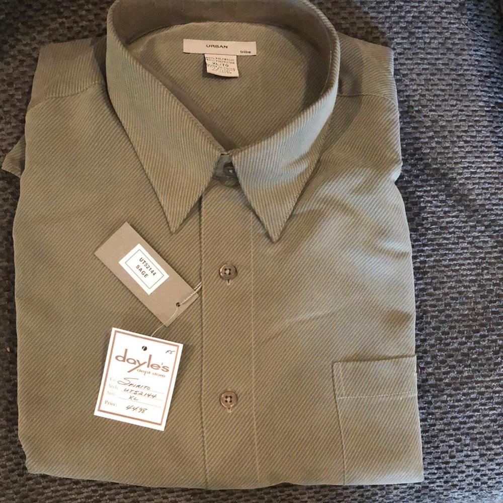 Green mens xl shirt